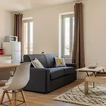 Abeille - 2 Et 1 Canape-lit, 1er Etage, Parking * Castelsarrasin