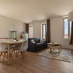 Abeille - 2 Et 1 Canape-lit, 1er Etage, Parking *